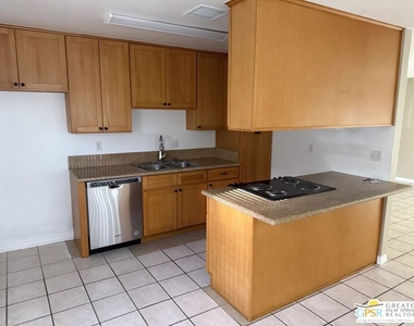 366 W Mariscal Road - Photo Thumbnail 2