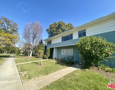 5456 Village Green - Photo Thumbnail 8