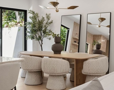 1712 N Beverly Glen Boulevard - Photo Thumbnail 11