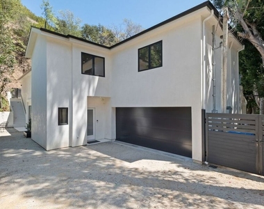 1712 N Beverly Glen Boulevard - Photo Thumbnail 31