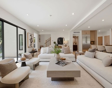1712 N Beverly Glen Boulevard - Photo Thumbnail 5