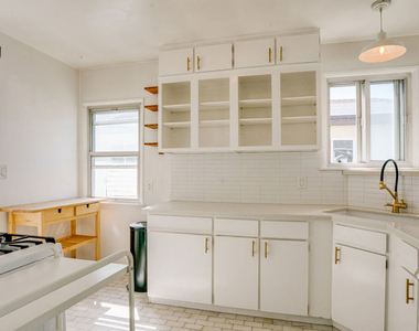 6632 W 87th Street - Photo Thumbnail 8