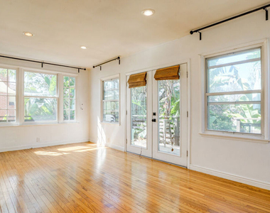 6632 W 87th Street - Photo Thumbnail 6
