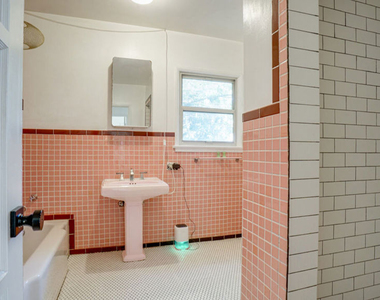 6632 W 87th Street - Photo Thumbnail 19