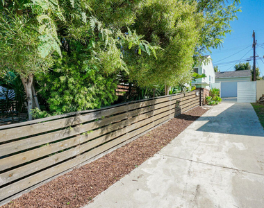 6632 W 87th Street - Photo Thumbnail 23