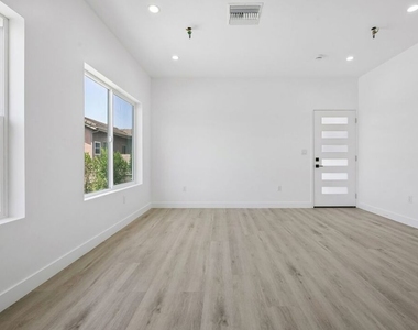 1434 Beverwil Drive - Photo Thumbnail 4