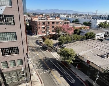 1850 Industrial Street - Photo Thumbnail 2