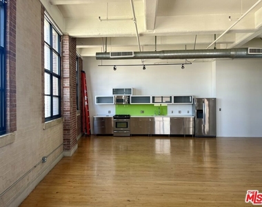 1850 Industrial Street - Photo Thumbnail 17