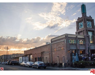 1850 Industrial Street - Photo Thumbnail 59