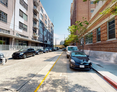 1850 Industrial Street - Photo Thumbnail 46