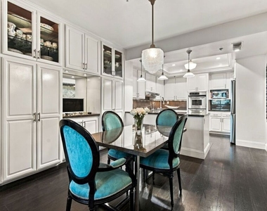 2132 Century Park Lane - Photo Thumbnail 7