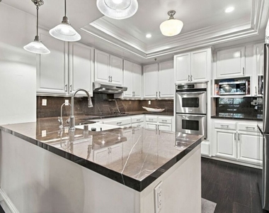 2132 Century Park Lane - Photo Thumbnail 8