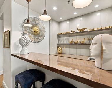 2132 Century Park Lane - Photo Thumbnail 11