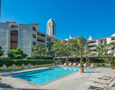 2132 Century Park Lane - Photo Thumbnail 31