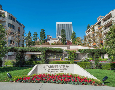 2132 Century Park Lane - Photo Thumbnail 27