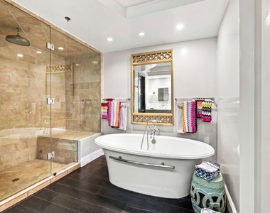 2132 Century Park Lane - Photo Thumbnail 24