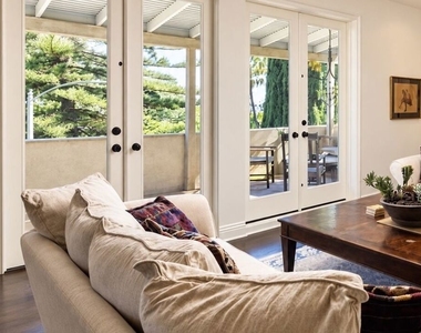 7887 Hillside Avenue - Photo Thumbnail 5