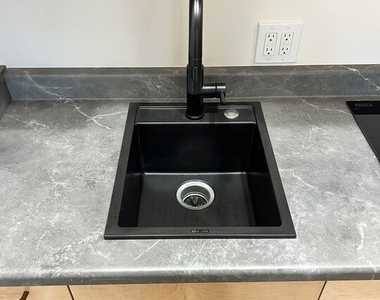 2739 Dorman St - Photo Thumbnail 8