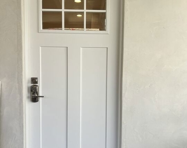 2739 Dorman St - Photo Thumbnail 1