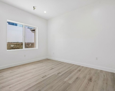 1434 Beverwil Drive - Photo Thumbnail 14