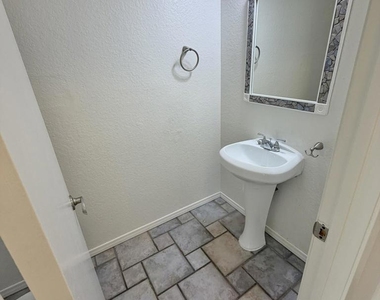 9983 Paseo Montril Dr. - Photo Thumbnail 5