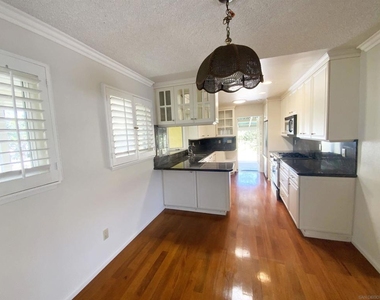 170 Acacia Way - Photo Thumbnail 14