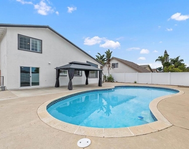 1259 Calle Candelero - Photo Thumbnail 24