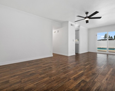 1259 Calle Candelero - Photo Thumbnail 22
