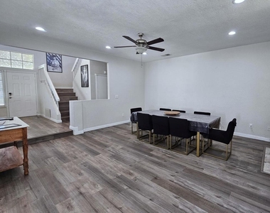 69911 Willow Lane - Photo Thumbnail 10