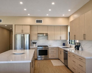 45565 Pima Road - Photo Thumbnail 3