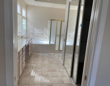 39264 Mirage Circle - Photo Thumbnail 16