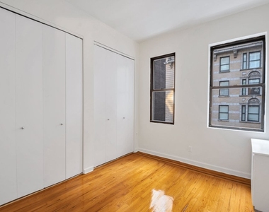 Madison Avenue - Photo Thumbnail 5