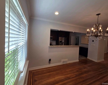 10548 65th Road - Photo Thumbnail 5