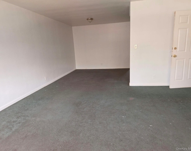 8549 75th Street - Photo Thumbnail 1