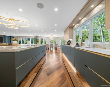 5 N Hills Road - Photo Thumbnail 16