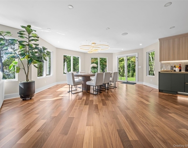 5 N Hills Road - Photo Thumbnail 10