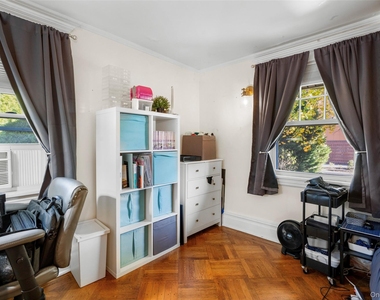 330 First Avenue - Photo Thumbnail 18