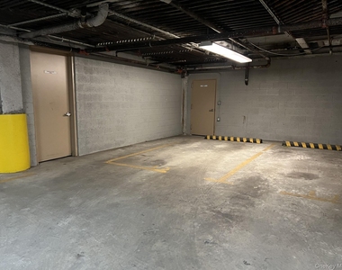 143-20 Hoover Avenue - Photo Thumbnail 20