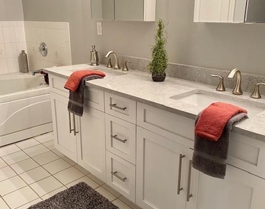 82 Pineview Lane - Photo Thumbnail 10