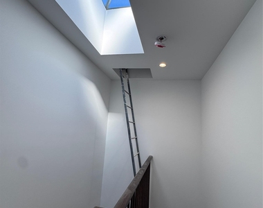 4034 162nd Street - Photo Thumbnail 9