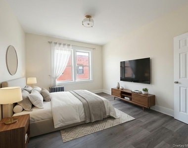 9 Morningside Avenue - Photo Thumbnail 5