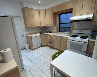 4220 Kissena Blvd  Apt D2 - Photo Thumbnail 12