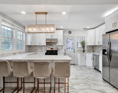 64 Dewitt Street - Photo Thumbnail 14