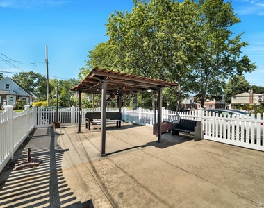 64 Dewitt Street - Photo Thumbnail 28