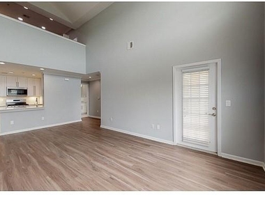 232 Charles Pond Drive - Photo Thumbnail 7