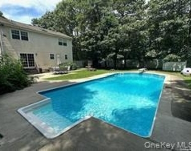 139 Coleman Road - Photo Thumbnail 18