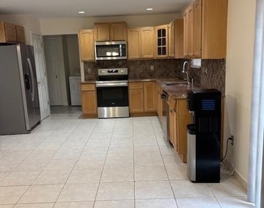 139 Coleman Road - Photo Thumbnail 2