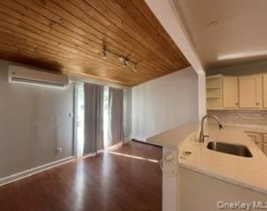 26 2nd Avenue - Photo Thumbnail 12