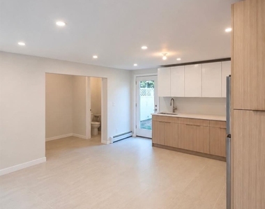 60 Schneider Avenue - Photo Thumbnail 2