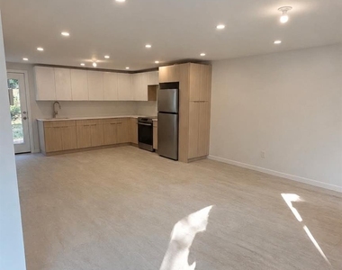 60 Schneider Avenue - Photo Thumbnail 4